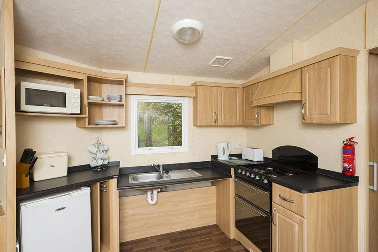 Whitecliff Bay Holiday Park เบมบริดจ์ ภายนอก รูปภาพ