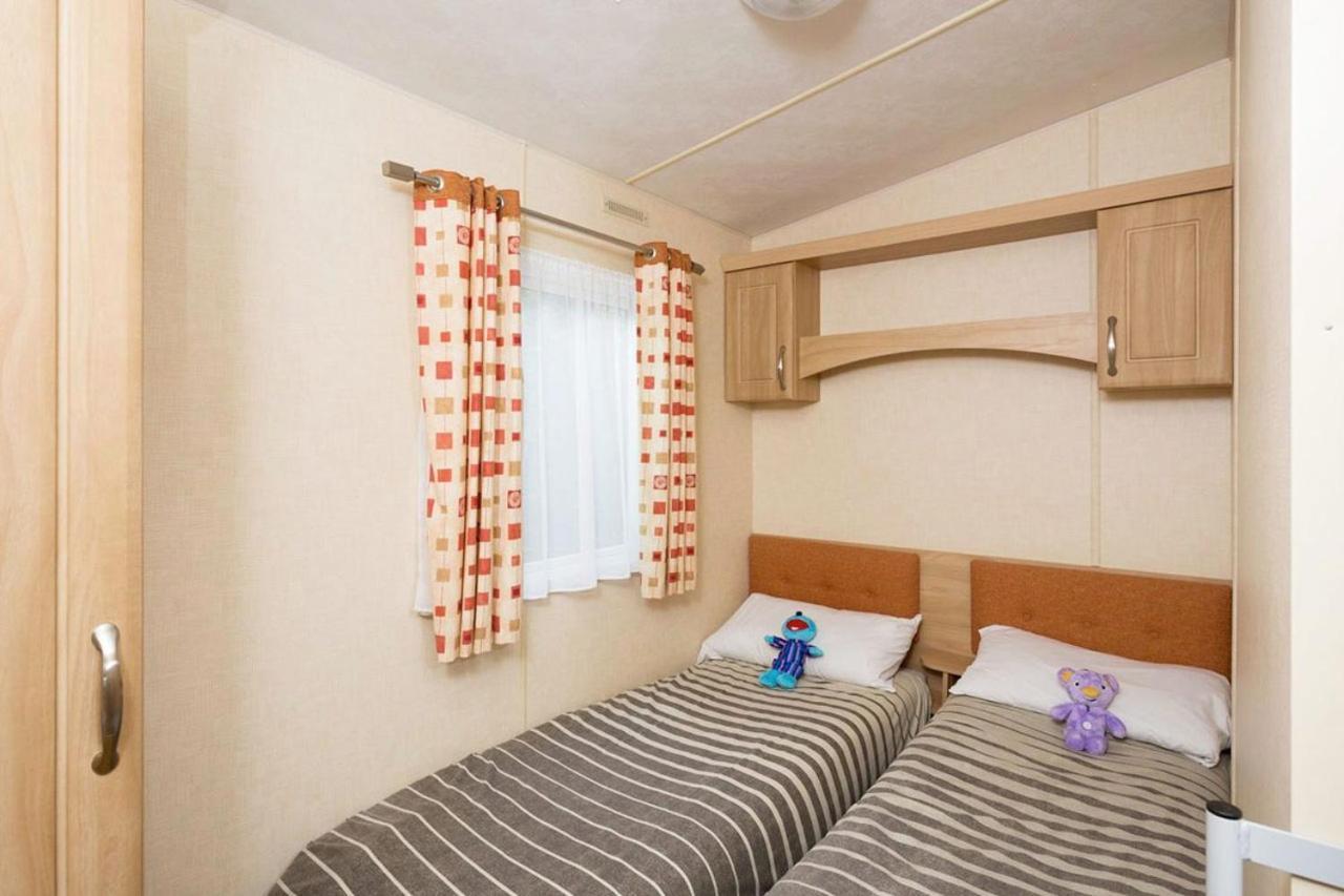 Whitecliff Bay Holiday Park เบมบริดจ์ ภายนอก รูปภาพ