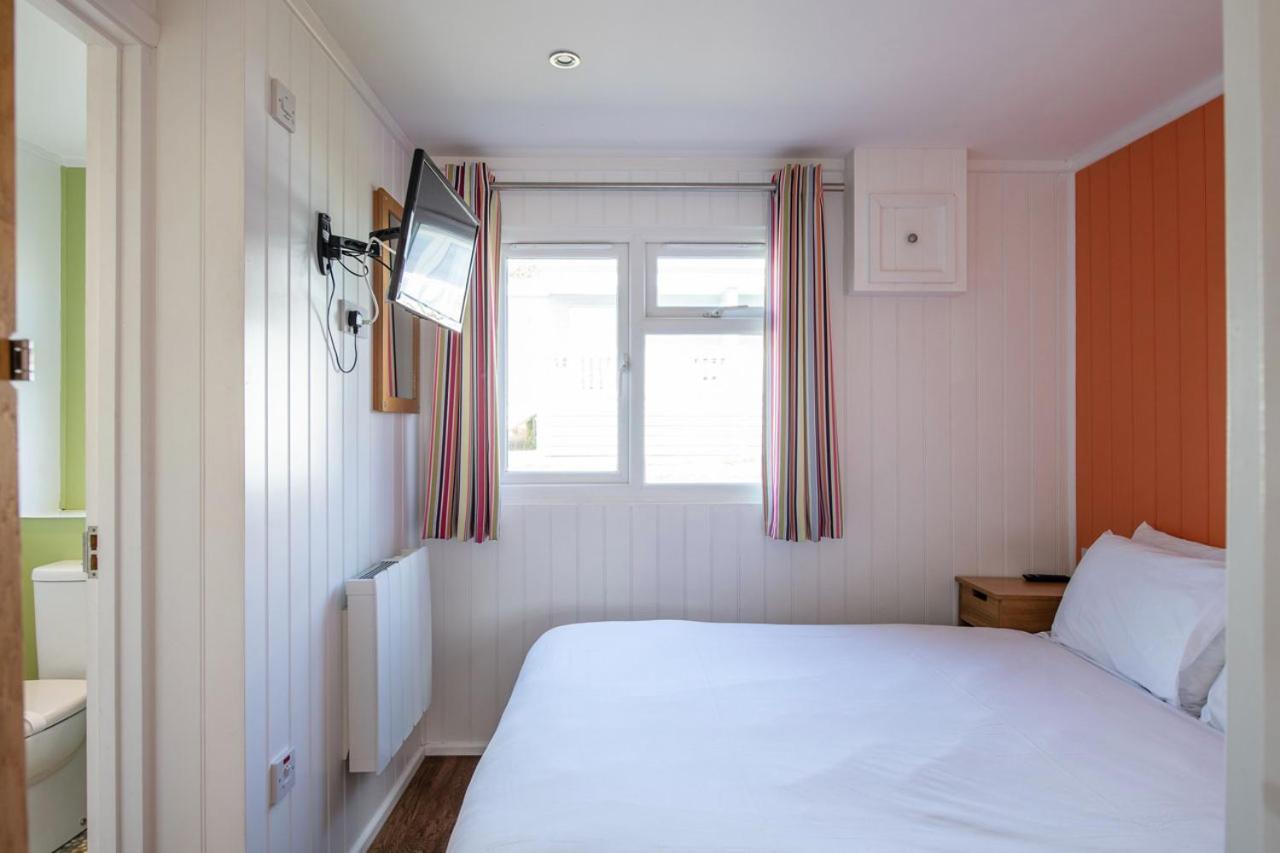 Whitecliff Bay Holiday Park เบมบริดจ์ ภายนอก รูปภาพ