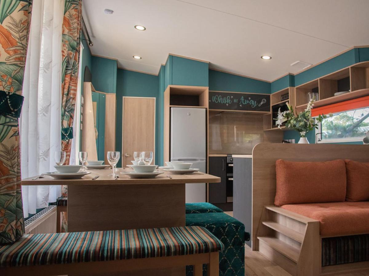 Whitecliff Bay Holiday Park เบมบริดจ์ ภายนอก รูปภาพ
