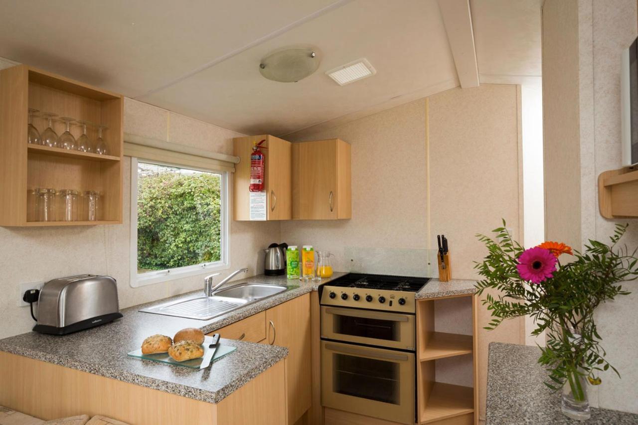 Whitecliff Bay Holiday Park เบมบริดจ์ ภายนอก รูปภาพ