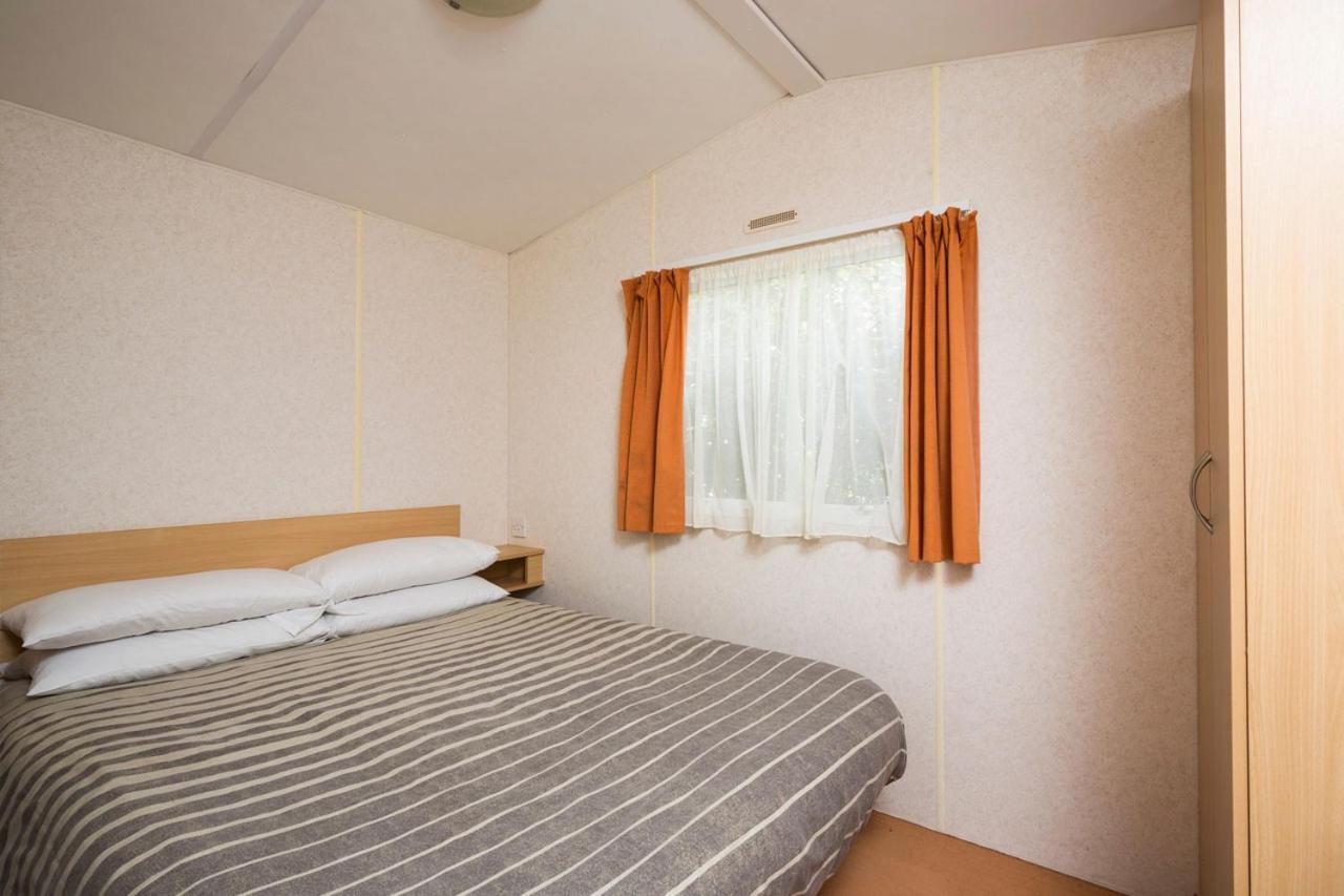 Whitecliff Bay Holiday Park เบมบริดจ์ ภายนอก รูปภาพ