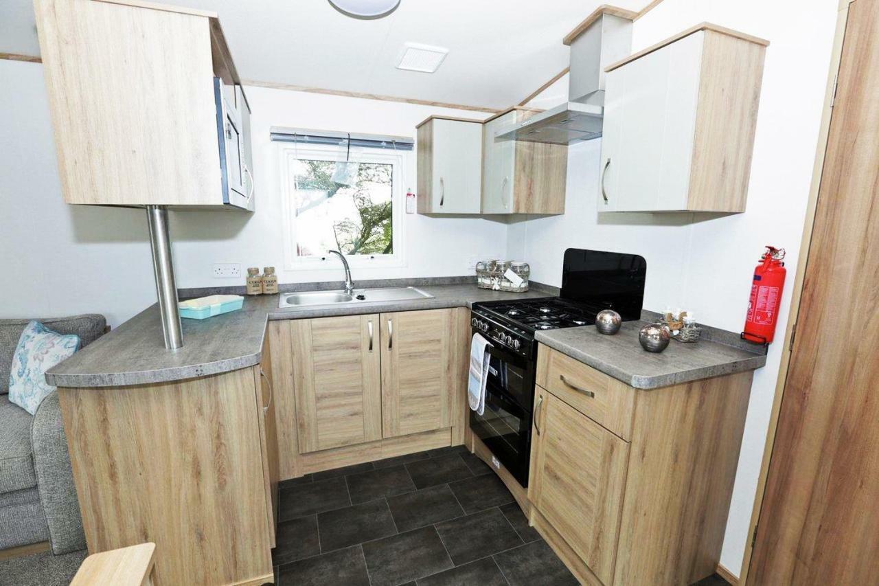 Whitecliff Bay Holiday Park เบมบริดจ์ ภายนอก รูปภาพ