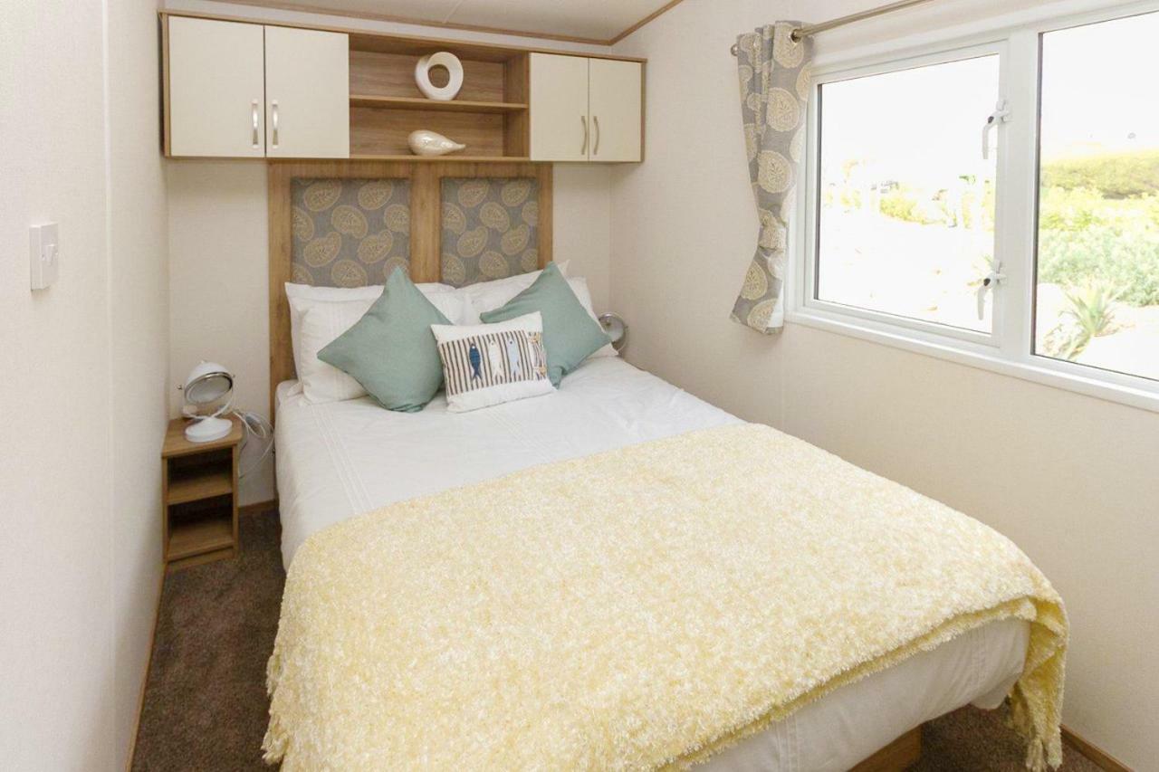 Whitecliff Bay Holiday Park เบมบริดจ์ ภายนอก รูปภาพ