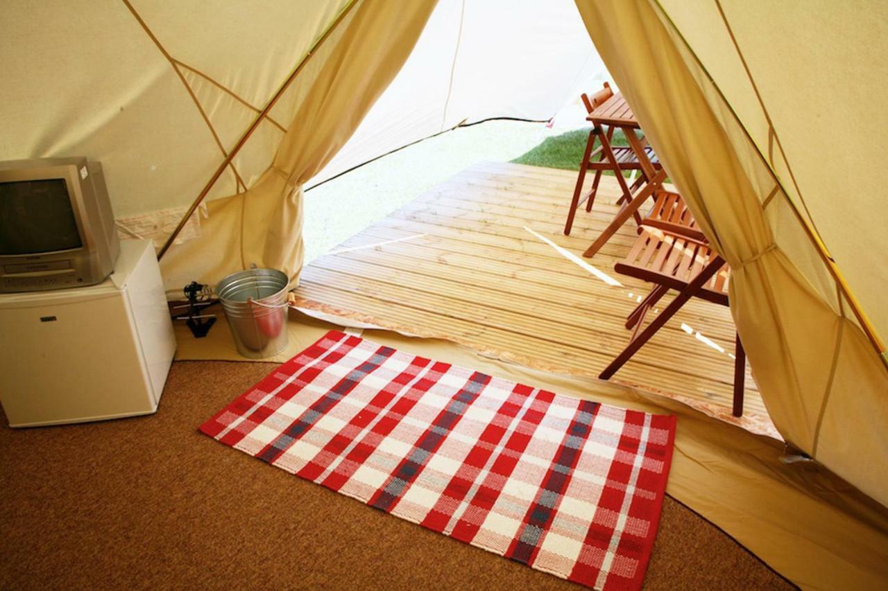 Whitecliff Bay Holiday Park เบมบริดจ์ ภายนอก รูปภาพ